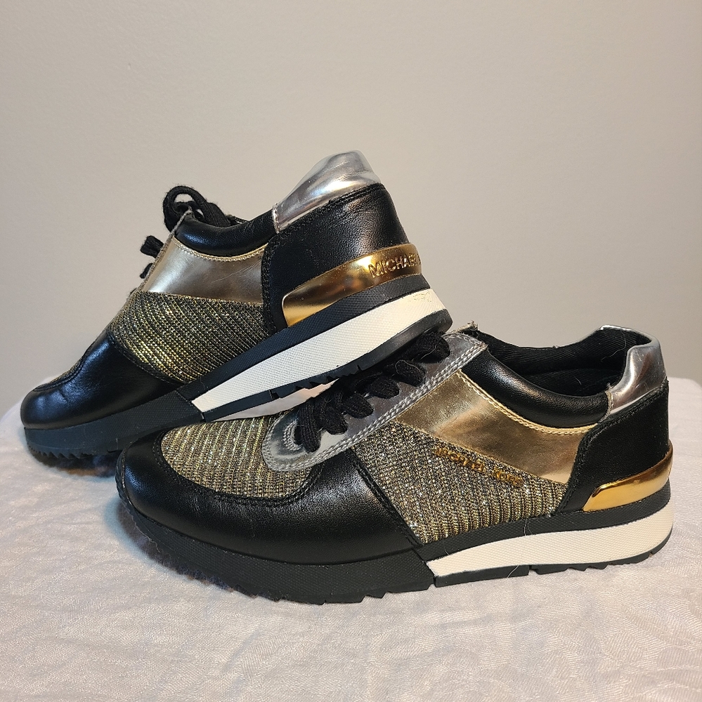 NWOT women's Michael Kors sparkle glitter sneakers